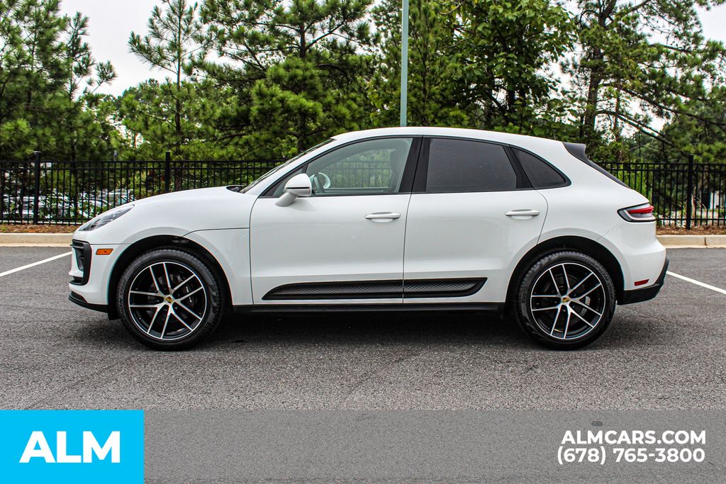 Used 2024 White Porsche Base image 6