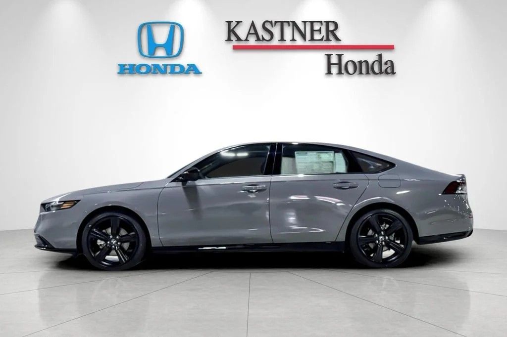 New 2026 Urban Gray Pearl Honda Sport-L image 7