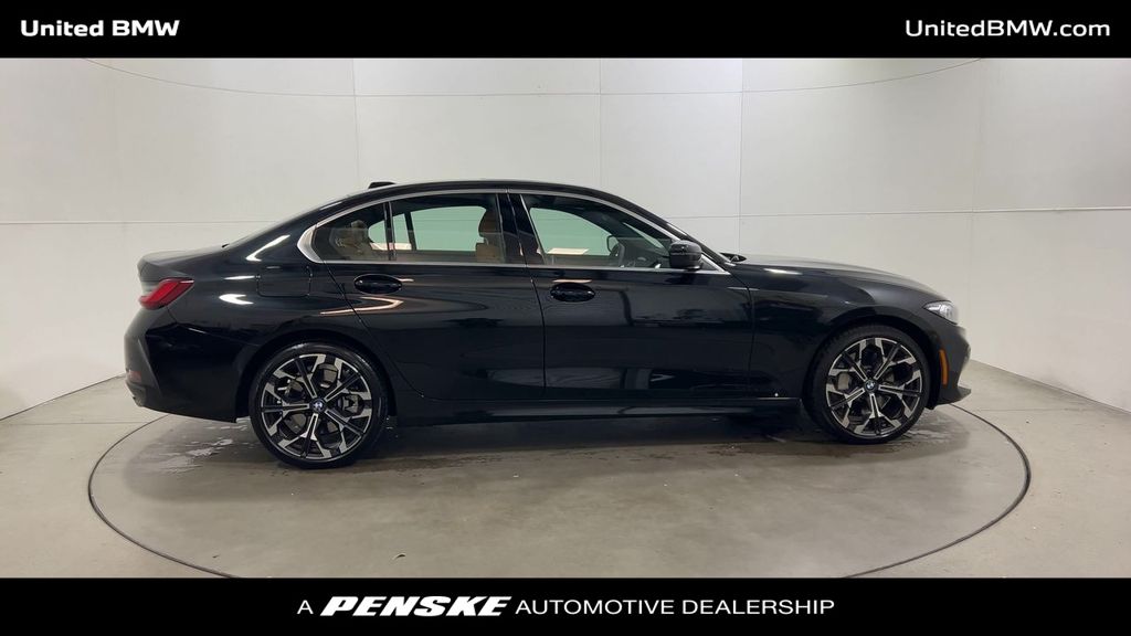 Thumbnail: 2025 BMW 3 Series - 9