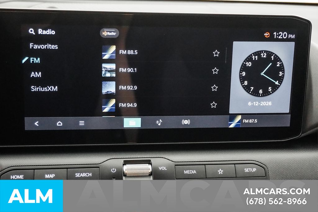 Used 2025 White Kia LXS image 35