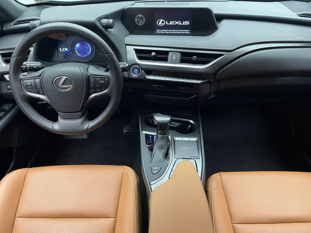 Thumbnail: 2021 Lexus UX - 19