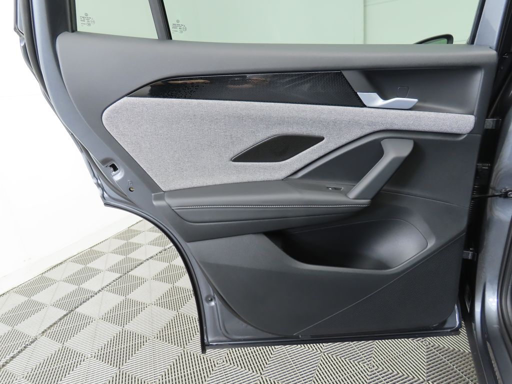 Thumbnail: 2025 Volkswagen Tiguan - 26