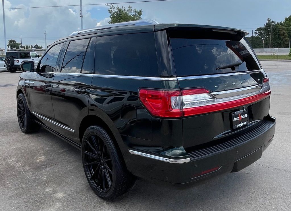 2021 Lincoln Navigator Reserve Green at Traditions Chevrolet