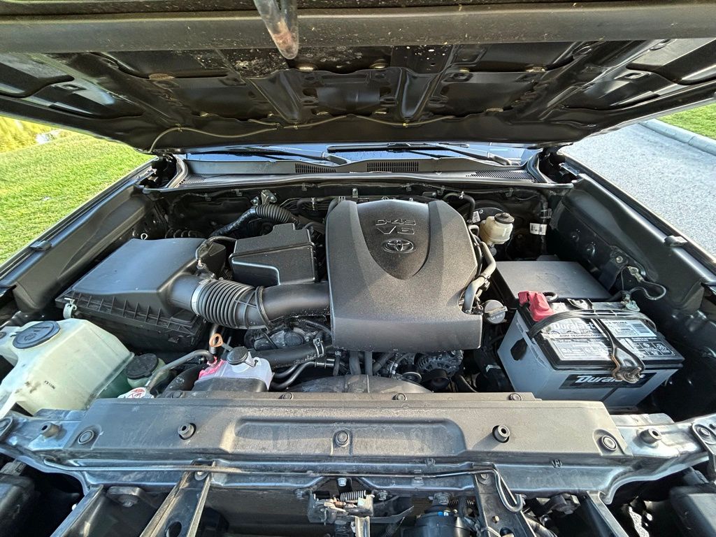 Thumbnail: 2020 Toyota Tacoma - 11
