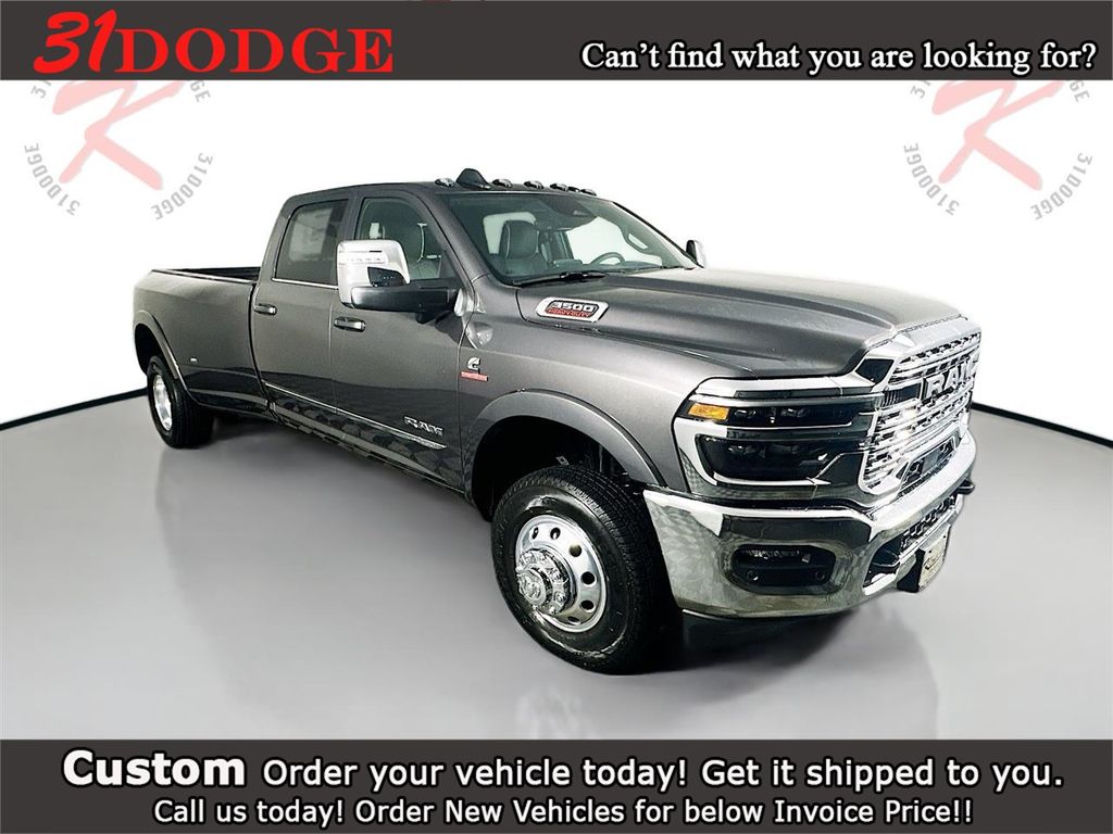 2026 RAM 3500 Limited Crew Cab LB DRW 4WD