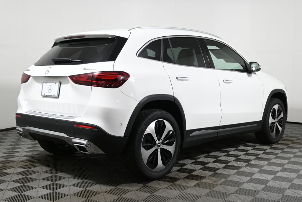 2025 Mercedes-Benz GLA 250 4MATIC 7