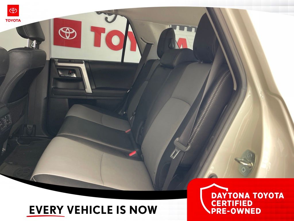 2022 Toyota 4Runner SR5 Premium - Photo 21