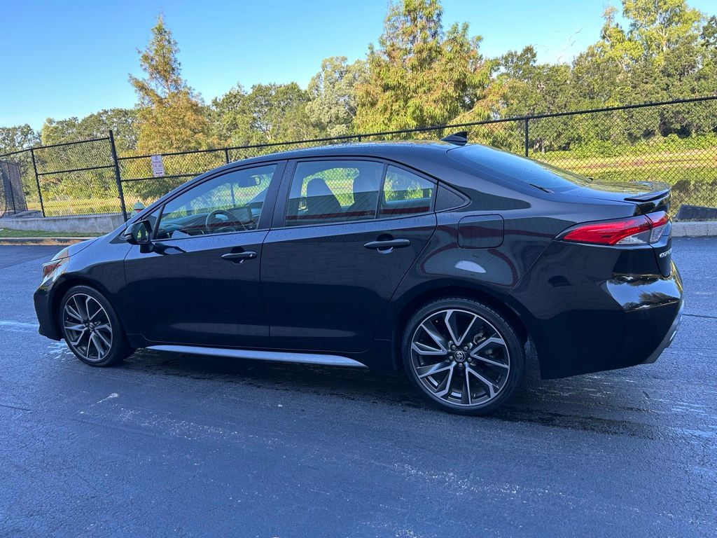 Thumbnail: 2022 Toyota Corolla - 3