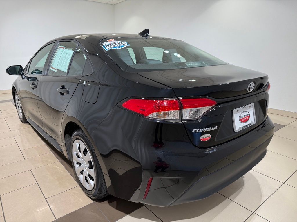 Thumbnail: 2024 Toyota Corolla - 3
