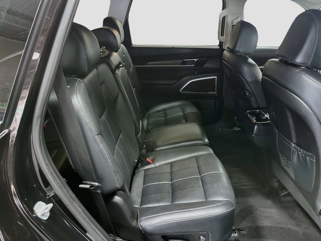 Used 2022 Black Copper Kia EX image 29