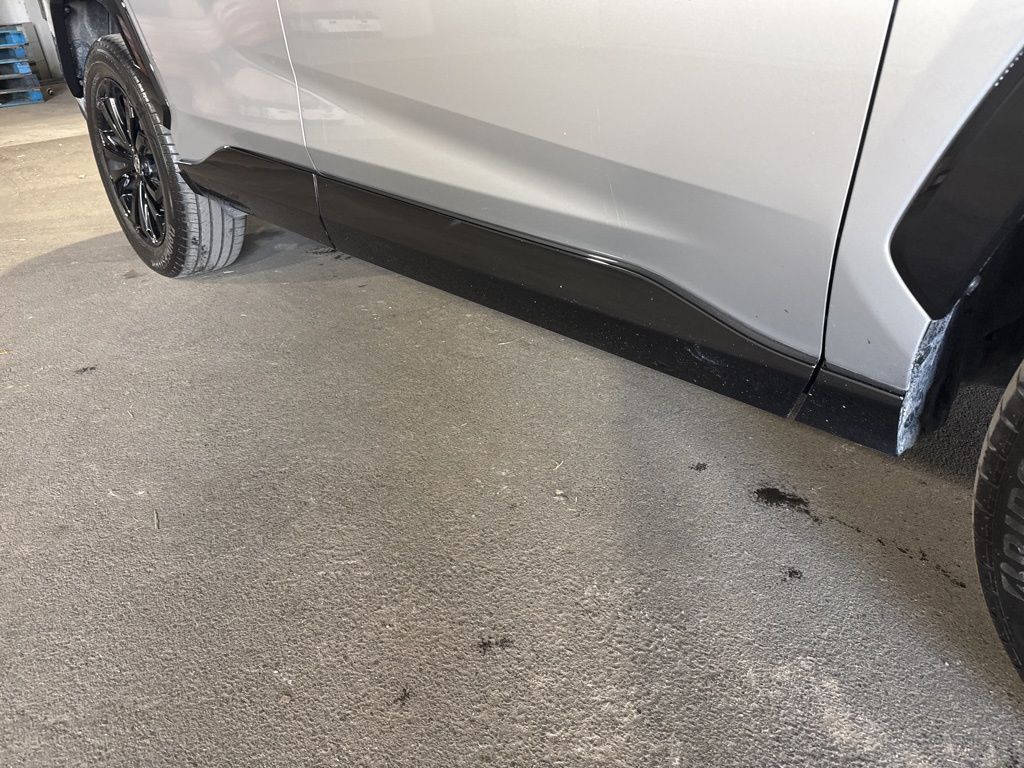 Thumbnail: 2023 Toyota RAV4 - 8