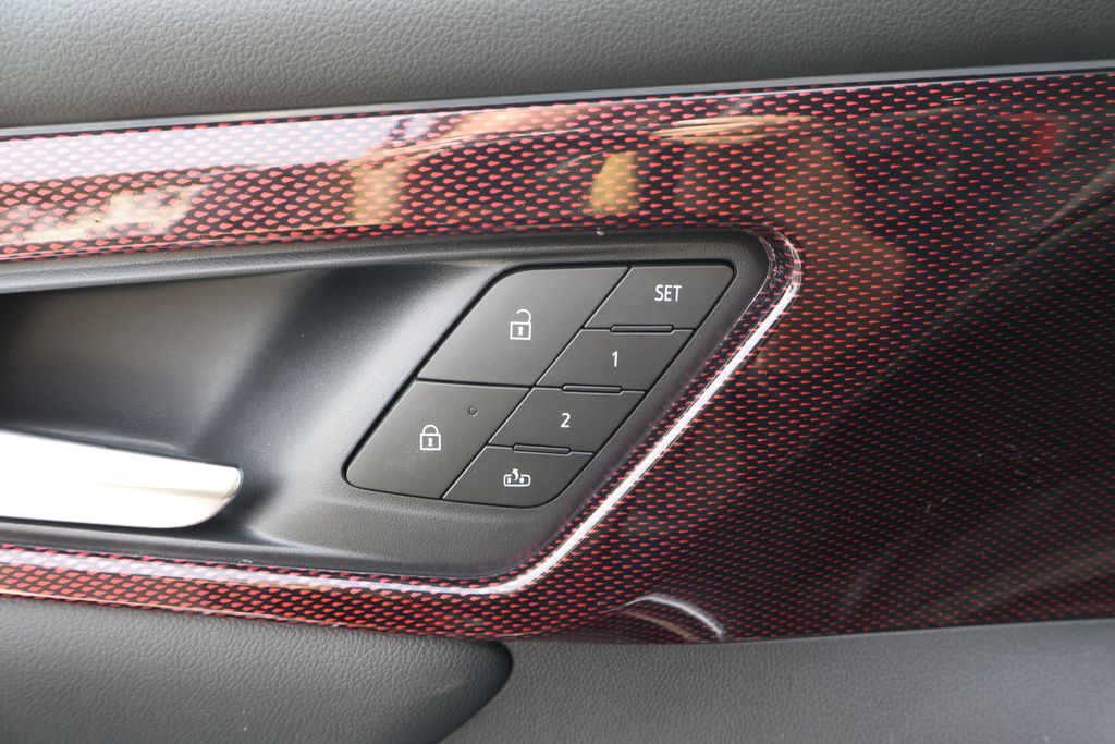 Thumbnail: 2026 Chevrolet Traverse - 18