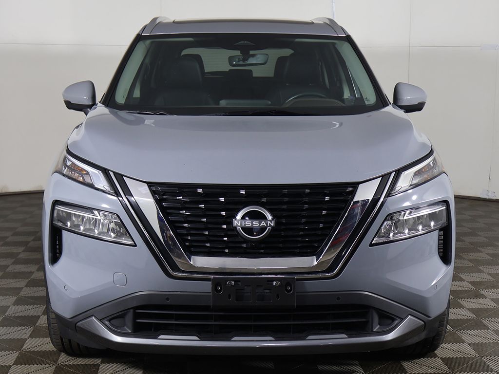 Used 2023 Gray Nissan SL image 12