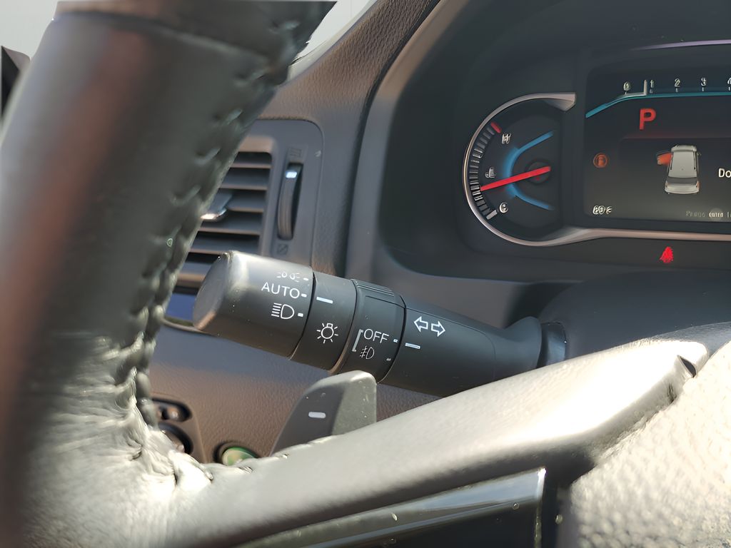 Used Car 2022 Honda Pilot  Touring For Sale Under $35,000 In Austin, Texas