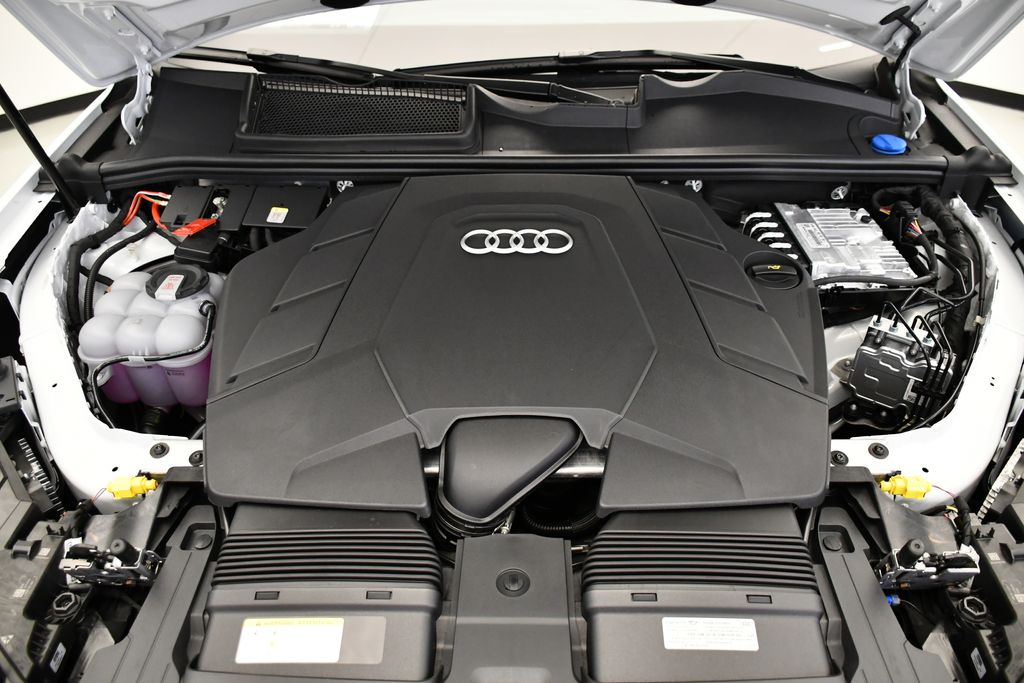 Thumbnail: 2026 Audi Q7 - 11