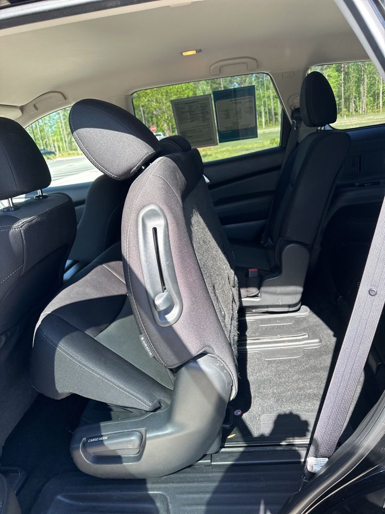 2020 Magnetic Black Pearl Nissan Pathfinder SV FWD SUV