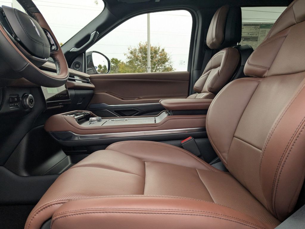 2025 Lincoln Navigator Reserve L