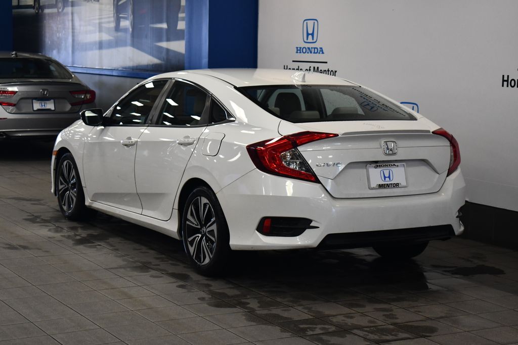 Thumbnail: 2016 Honda Civic - 5