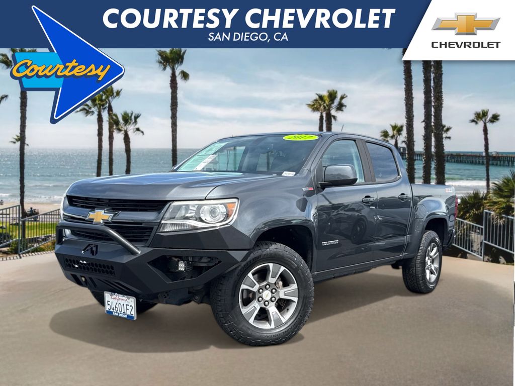Cyber Gray Metallic 2017 Chevrolet Colorado Z71 Crew Cab 4WD Pickup Truck Four-Wheel Drive 6-Speed Automatic