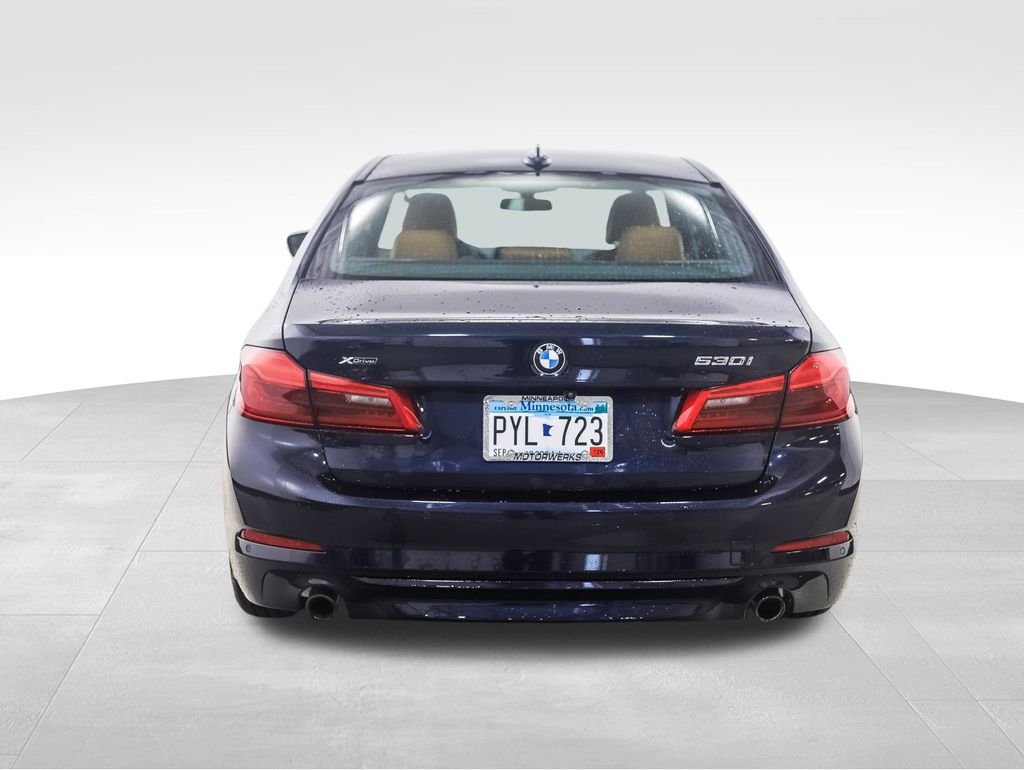 Thumbnail: 2019 BMW 5 Series - 4