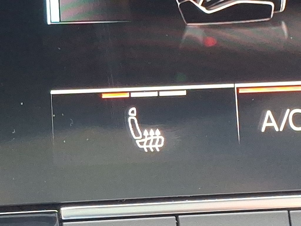 Thumbnail: 2025 Audi A6 - 24