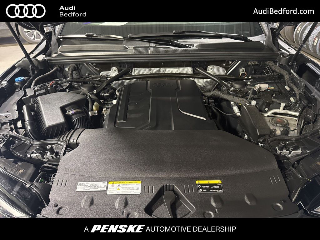 Thumbnail: 2025 Audi Q5 - 10