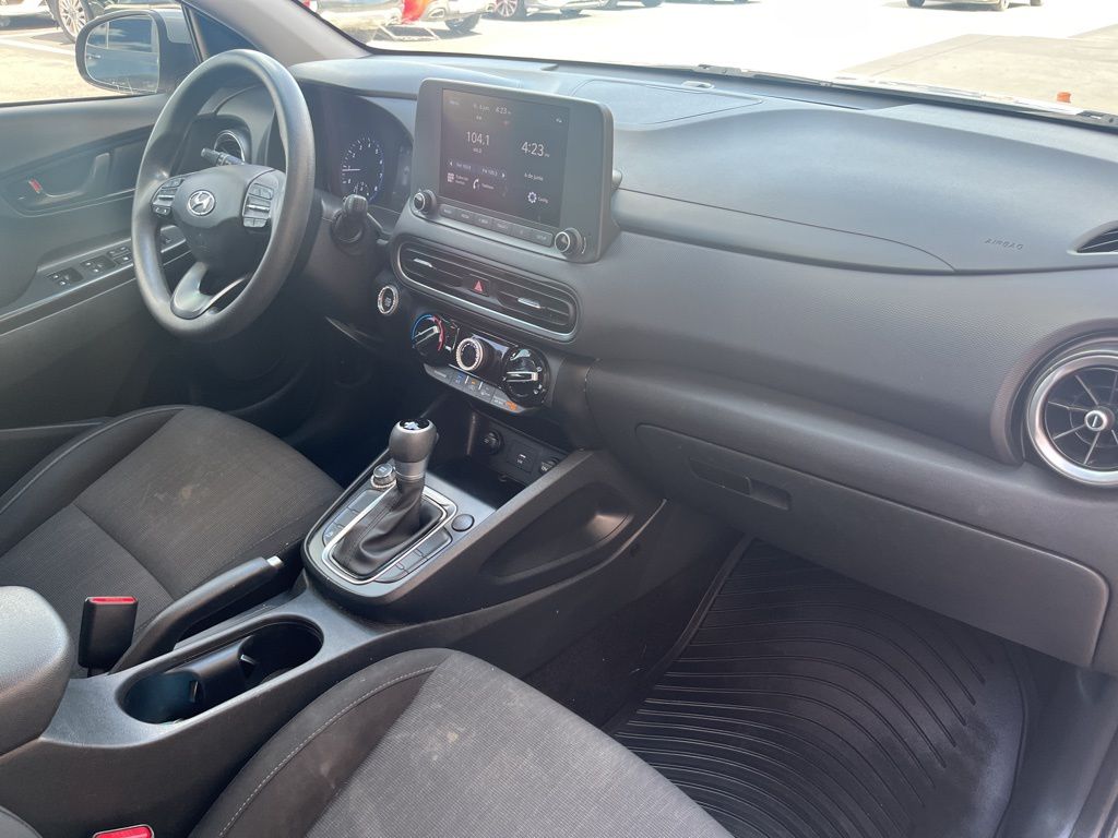 2023 Hyundai Kona SEL 24