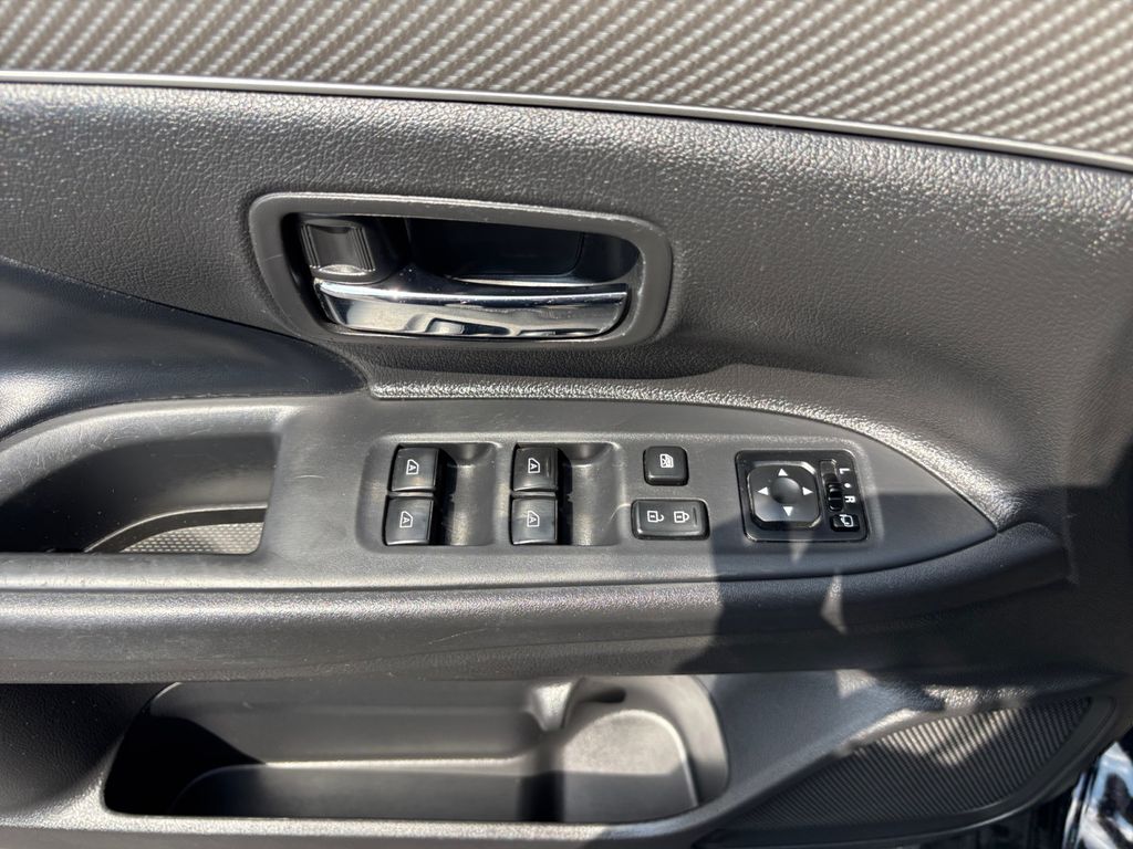 2019 Mitsubishi Outlander GT Black at Auto Express Mitsubishi