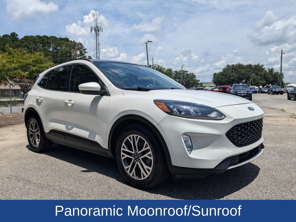 2020 Ford Escape SEL