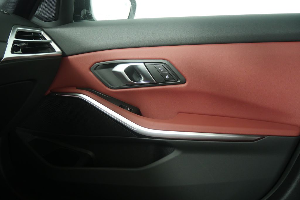 Thumbnail: 2026 BMW 3 Series - 24