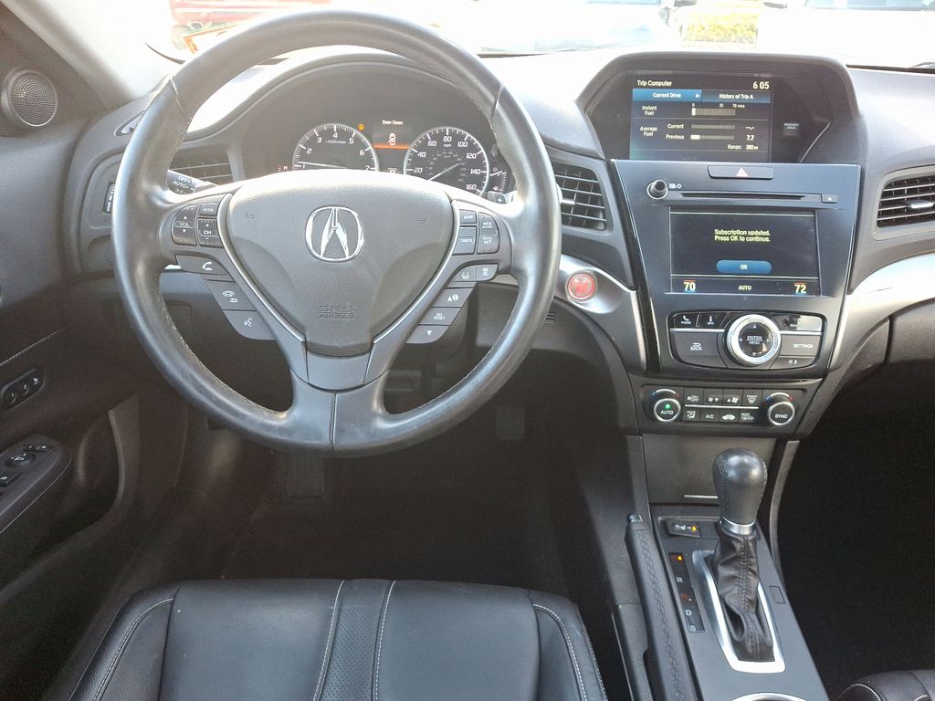 2019 Acura ILX Premium 11