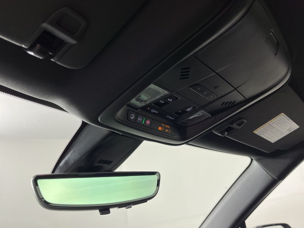 Thumbnail: 2025 Chevrolet Blazer - 30