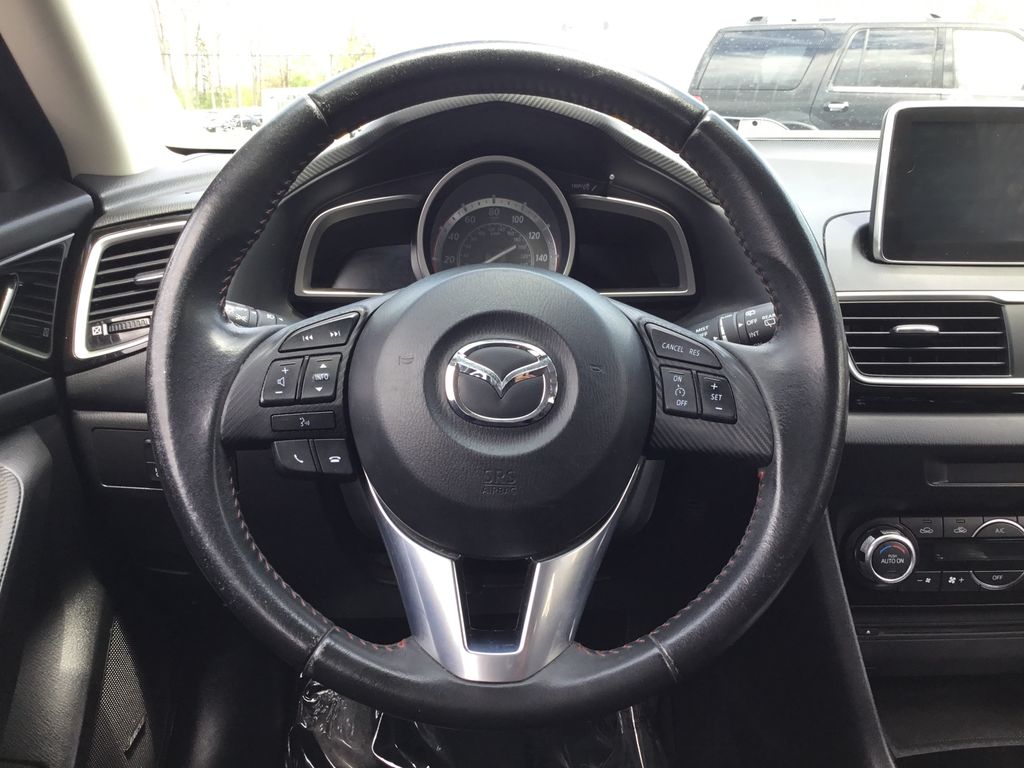Thumbnail: 2015 Mazda Mazda3 - 19