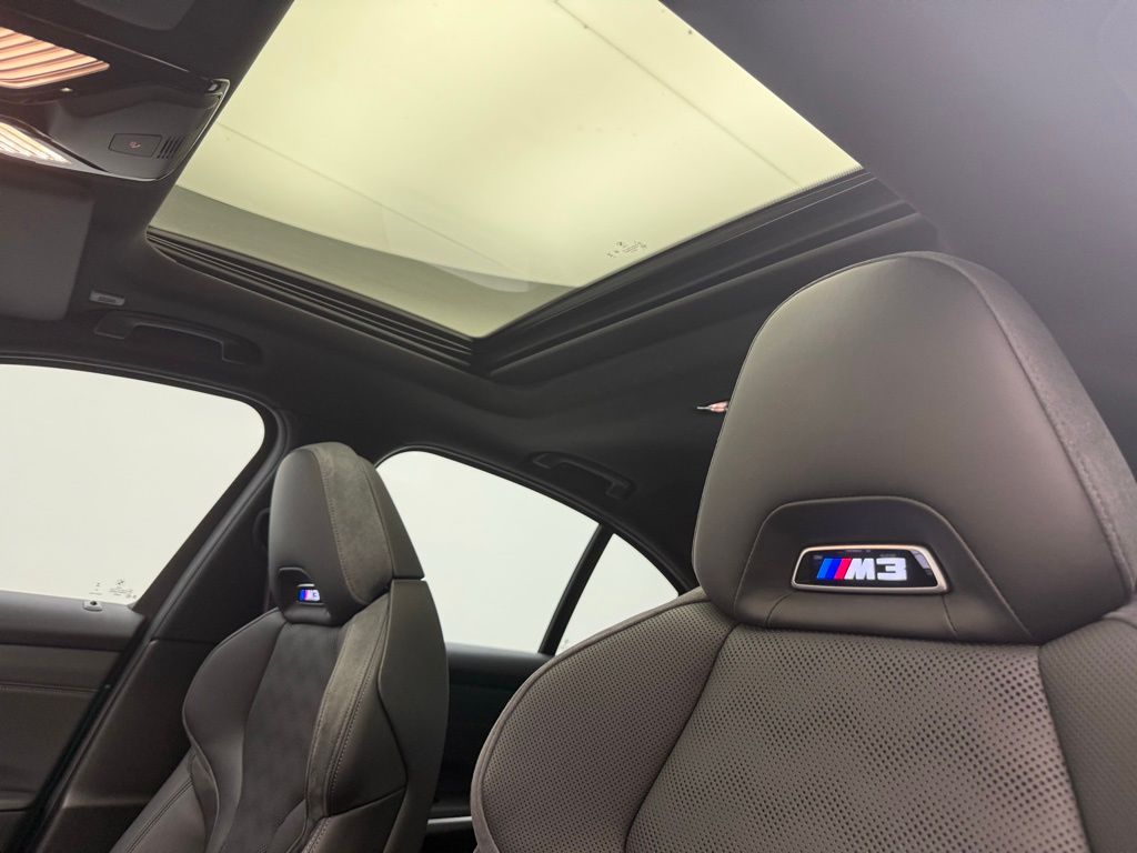 Thumbnail: 2024 BMW M3 - 21