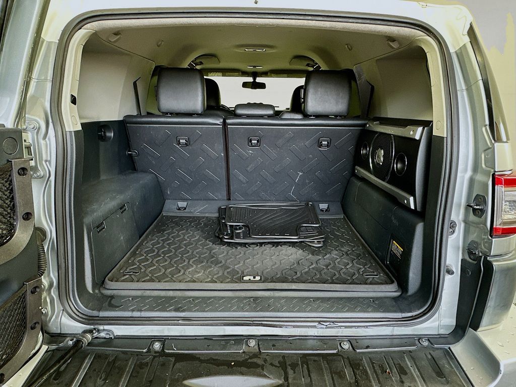 Thumbnail: 2012 Toyota FJ Cruiser - 24