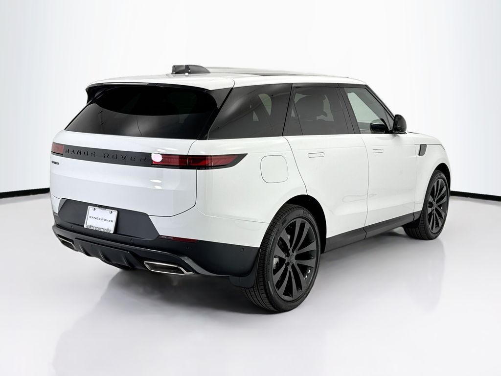 Thumbnail: 2026 Land Rover Range Rover Sport - 5