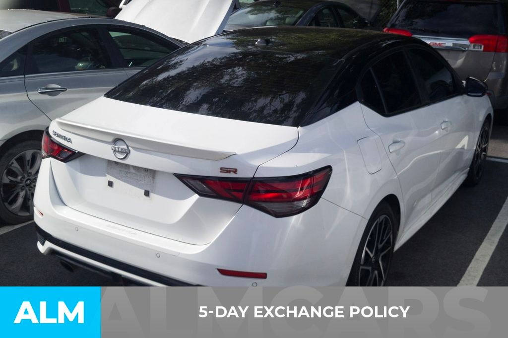 2024 Nissan Sentra SR photo 3