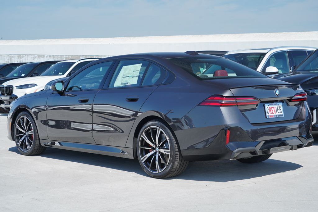 Thumbnail: 2027 BMW 5 Series - 7