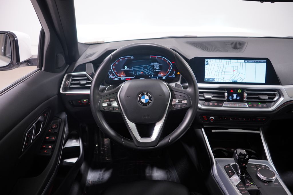 Thumbnail: 2022 BMW 3 Series - 11