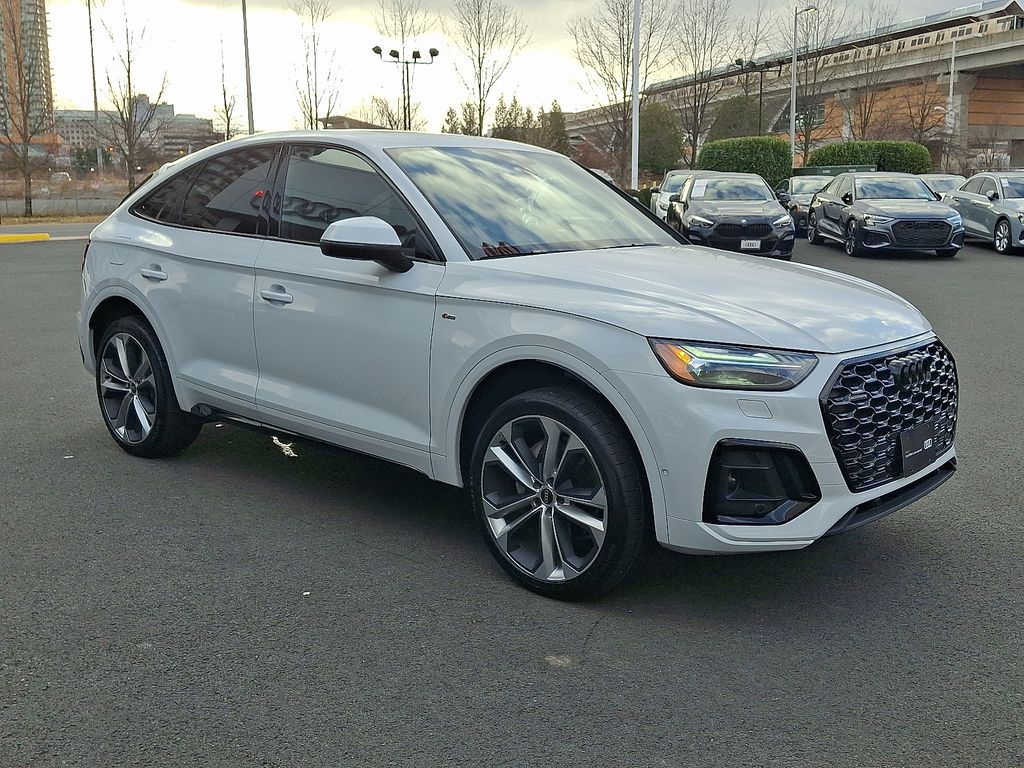 Thumbnail: 2023 Audi Q5 - 3