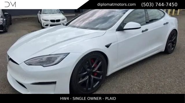 Pearl White Multi-Coat 2024 Tesla Model S Plaid AWD Sedan All-Wheel Drive 1-Speed Automatic