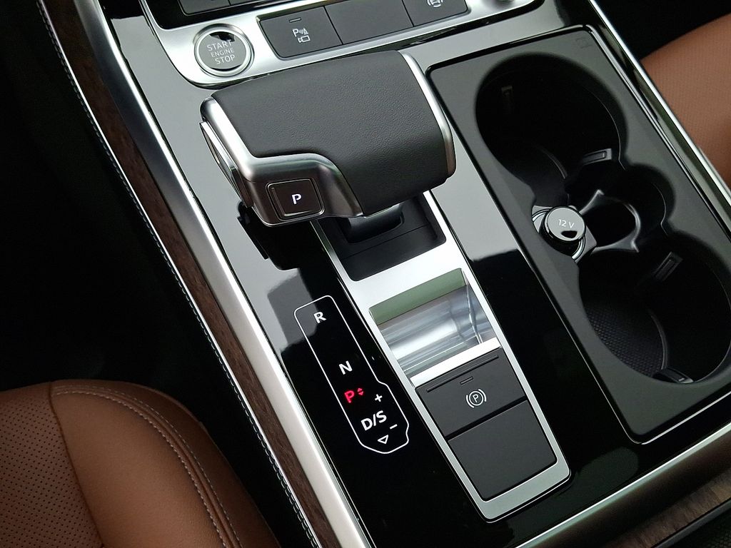 Thumbnail: 2026 Audi Q7 - 11