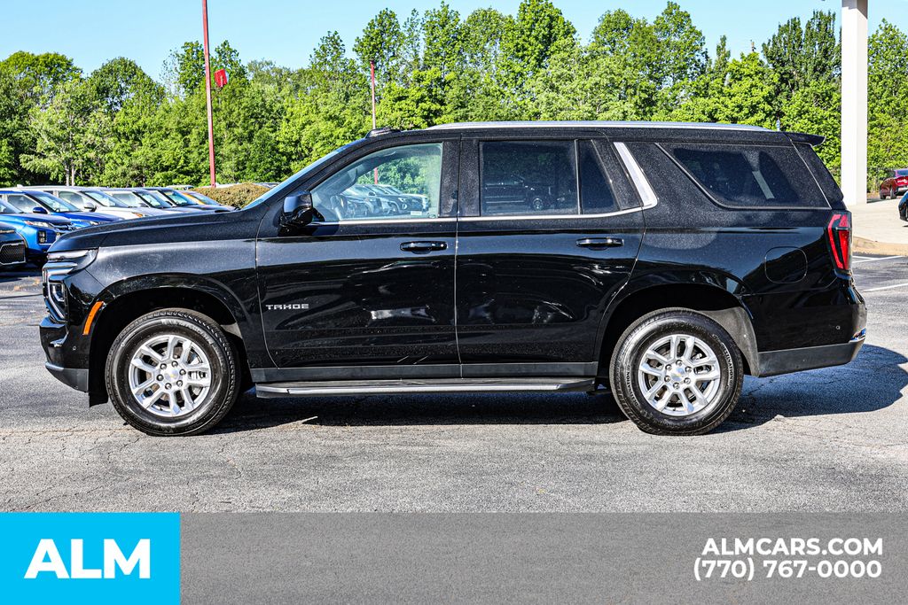 Used 2025 Black Chevrolet LT image 8