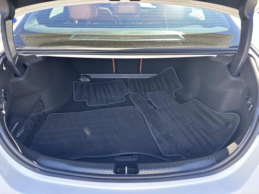 Thumbnail: 2025 Mercedes-Benz C-Class - 28