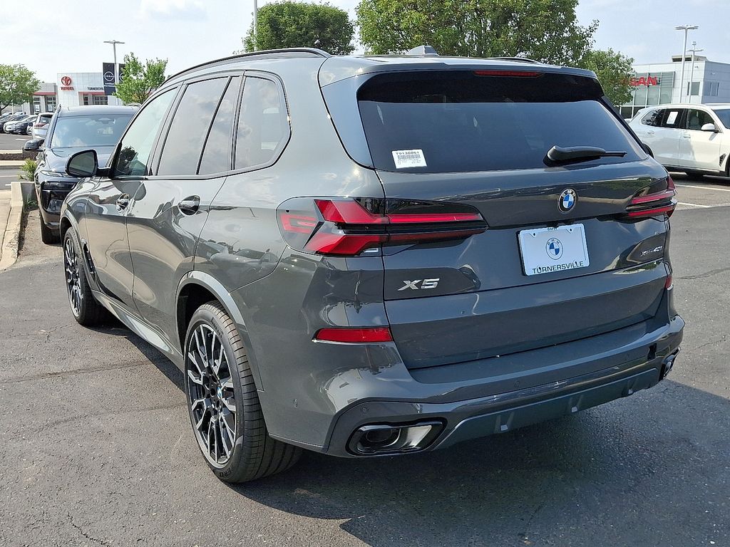 Thumbnail: 2026 BMW X5 - 3