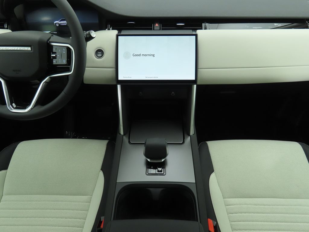 Thumbnail: 2025 Land Rover Discovery Sport - 13