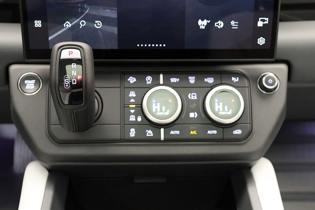 Thumbnail: 2026 Land Rover Defender - 21