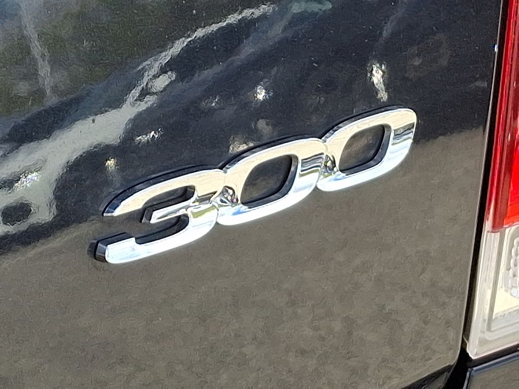 Thumbnail: 2016 Chrysler 300 - 30