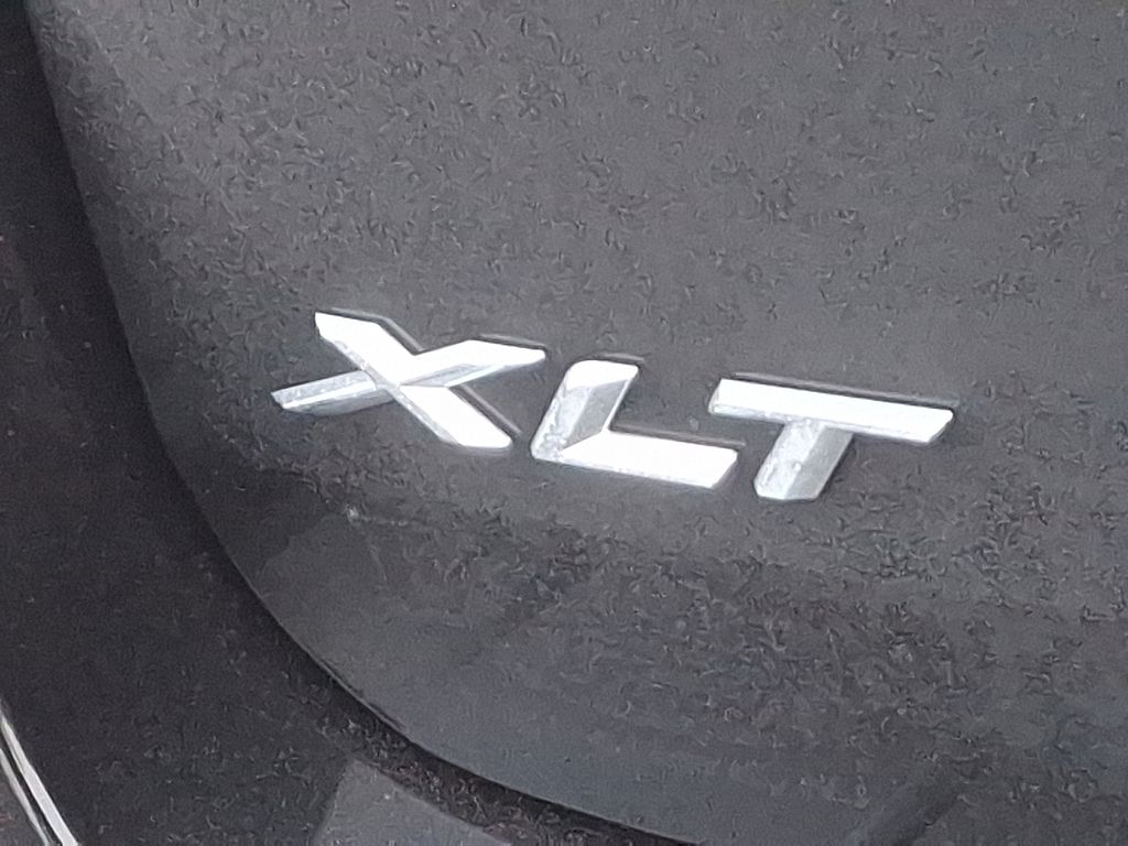 Thumbnail: 2023 Ford Explorer - 32