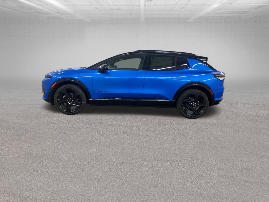 2025 Chevrolet Equinox EV RS photo